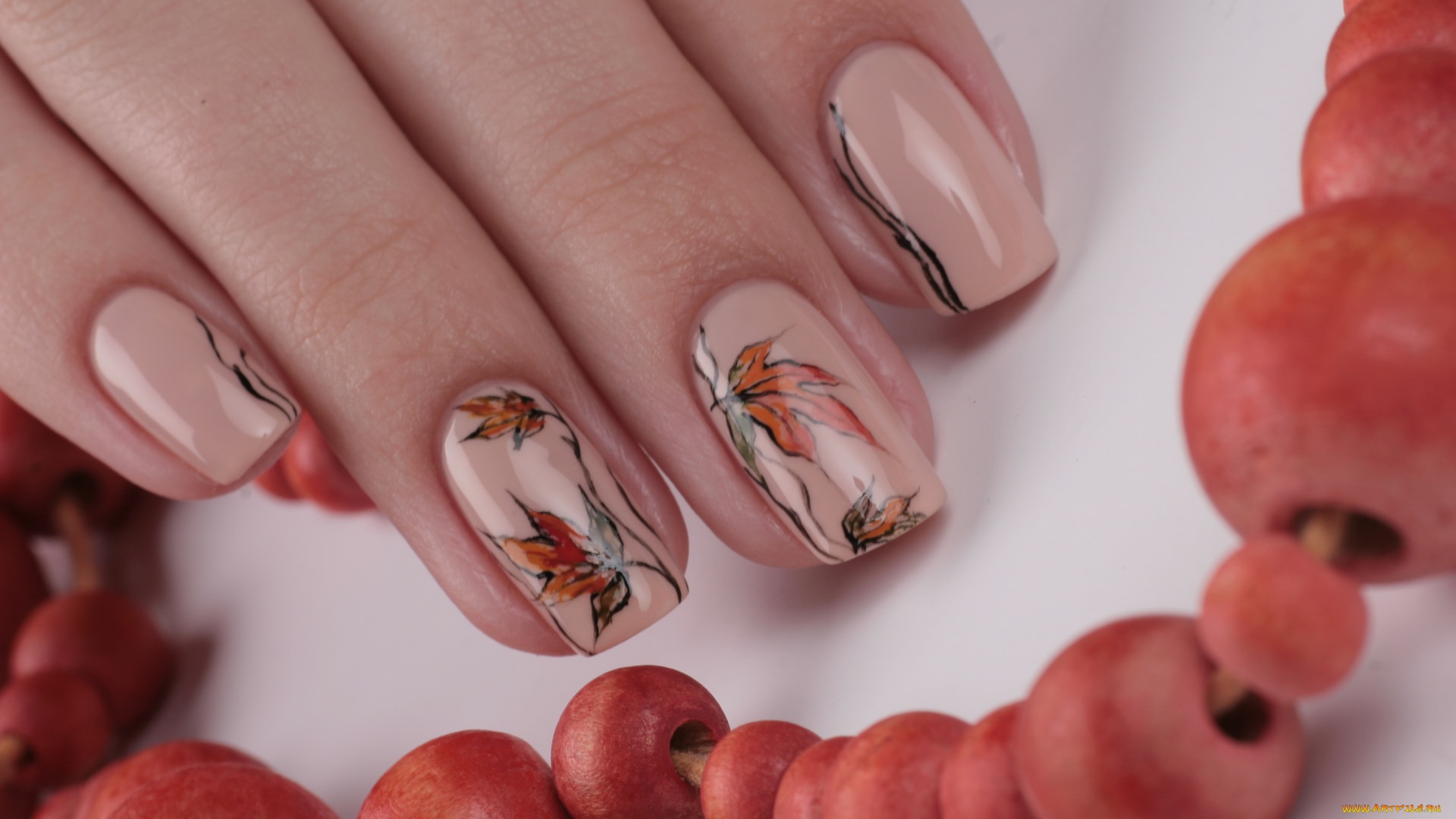 Jesienny manicure: trendy, pomysły, aktualności (163 zdjęć)