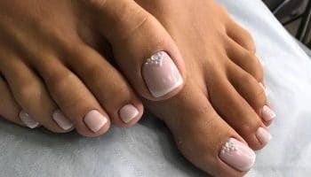 Aktualne trendy w pedicure (51 zdjęć)