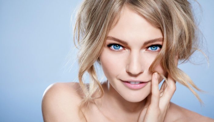 Comment choisir la couleur des sourcils pour les blondes